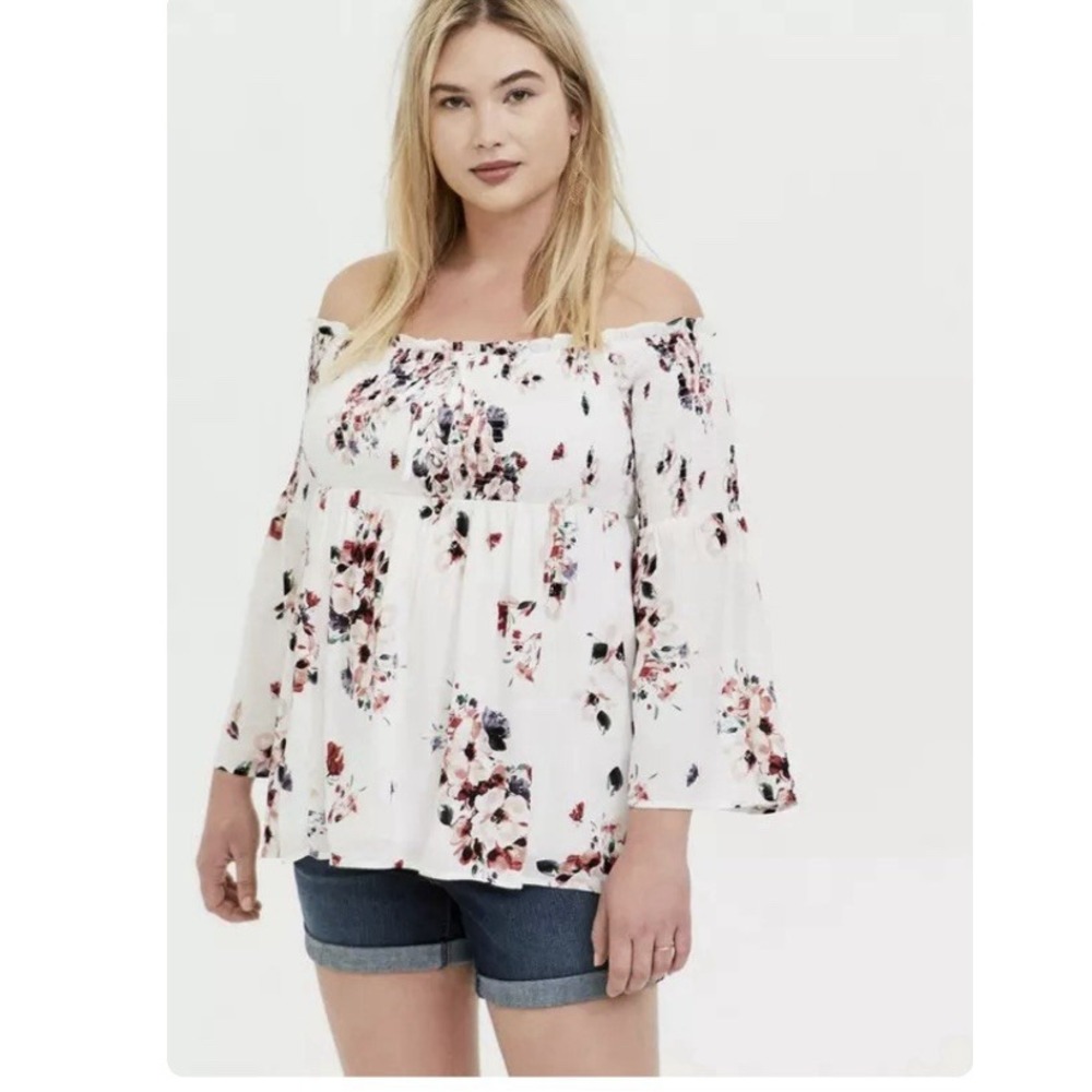 NWT Torrid White Floral Modal Lace-Up‎ Smocked Off-Shoulder Top Size 1X